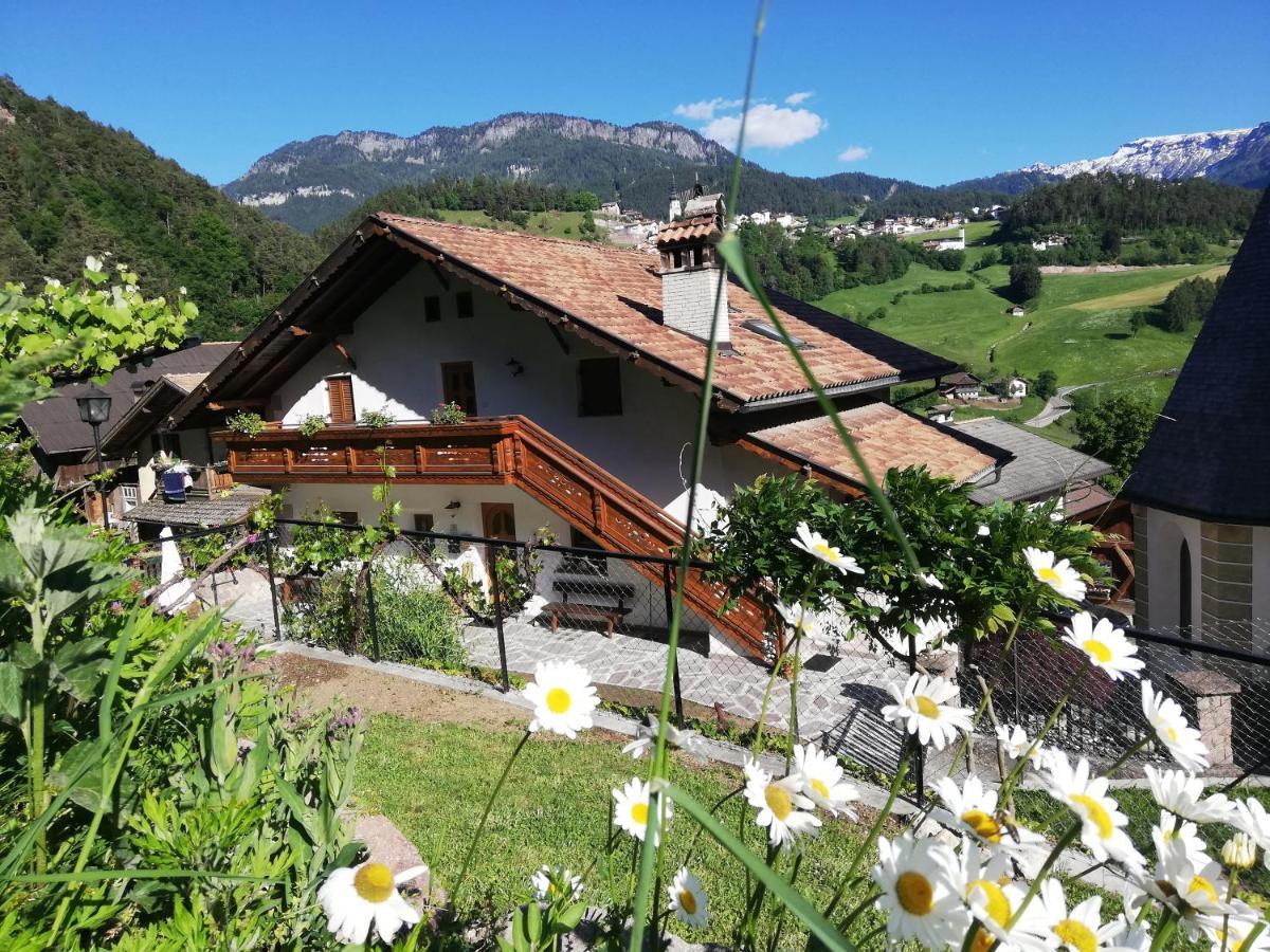 Gosthof Kastelruth Apartment Exterior photo